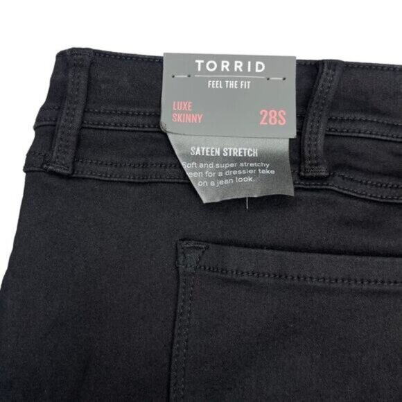 Torrid Women's Luxe Skinny Mid Rise Jean Size 28 Short Sateen Stretch Black - Picture 7 of 7